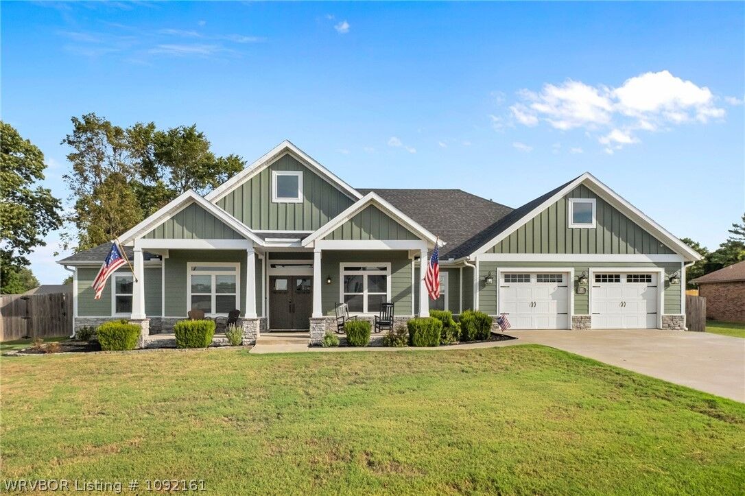 Property Photo:  802 Trisha Lane  AR 72753 