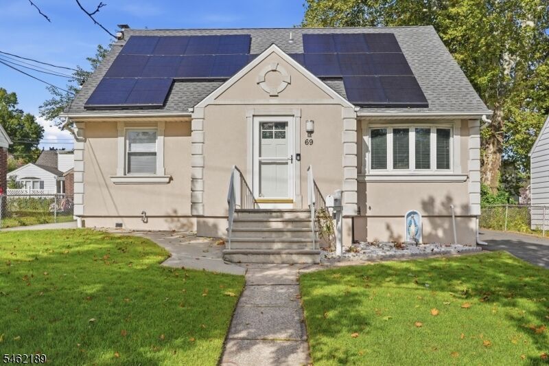 Property Photo:  69 Avenue C  NJ 07644 