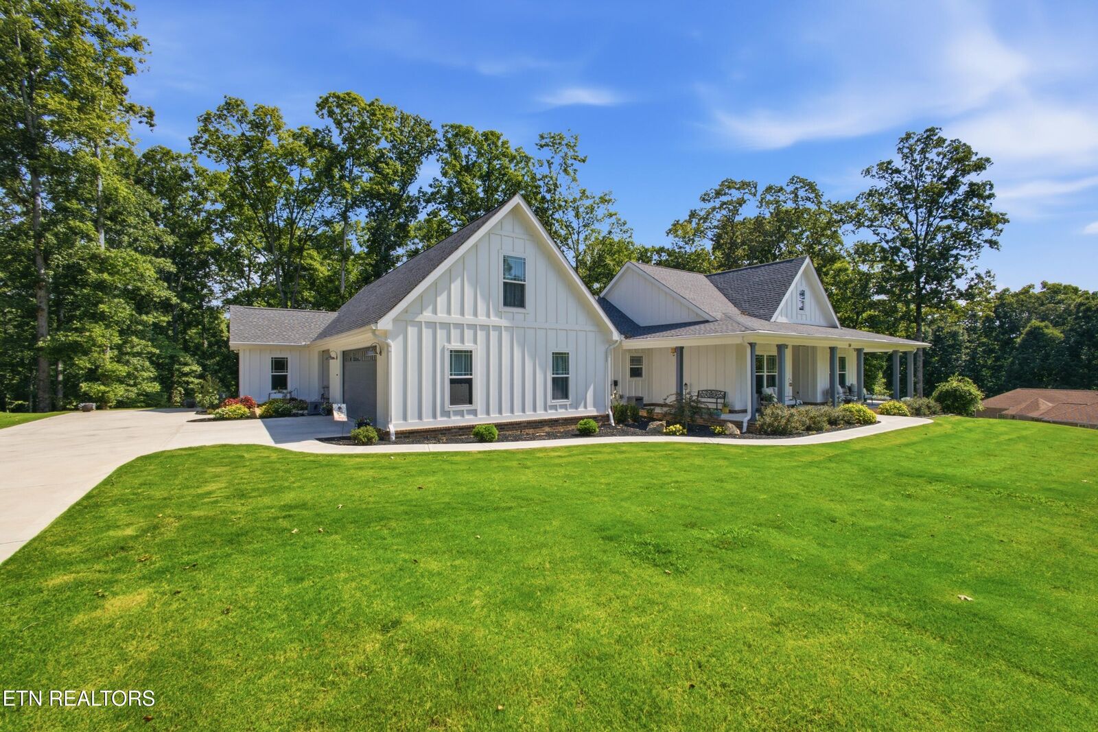 Property Photo:  114 W Mountain Drive  TN 37854 