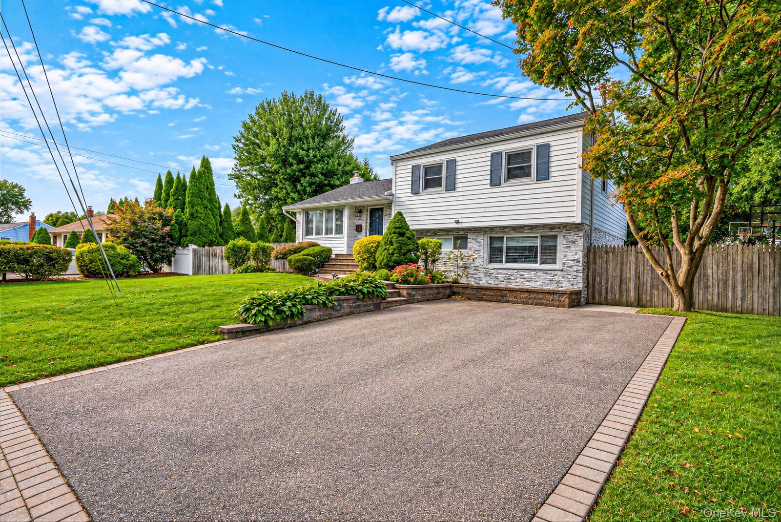 Property Photo: 17 Marlowe Place NY 11740