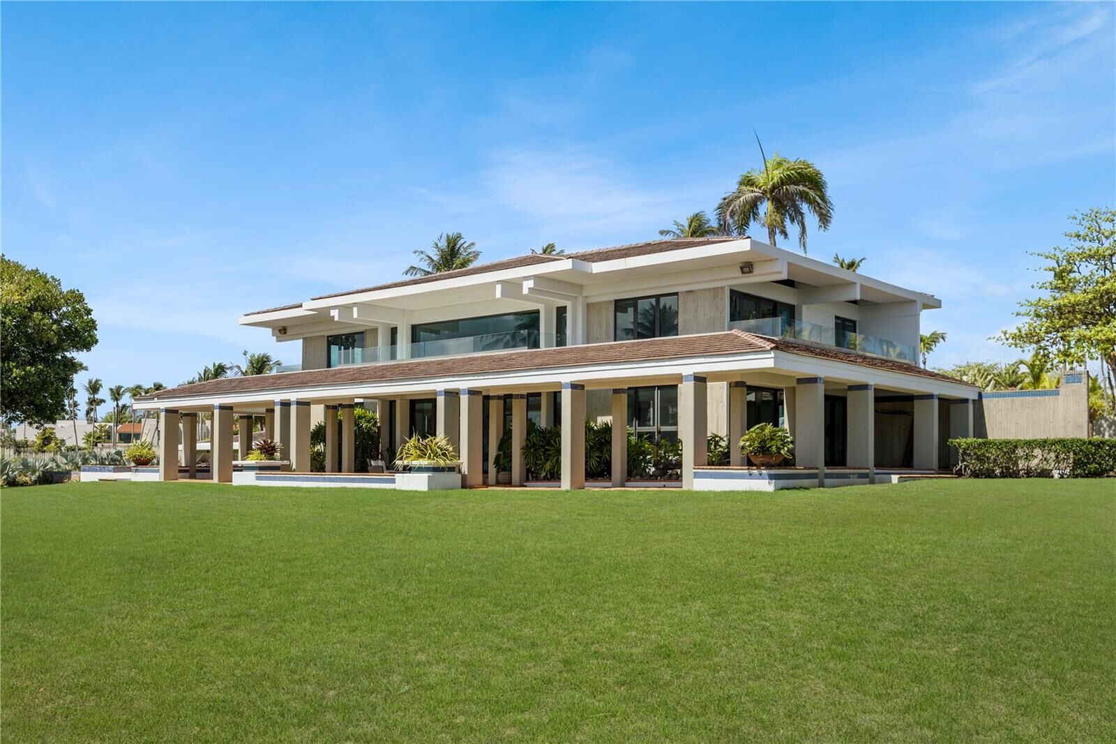 Property Photo:  800 The Redonda Estate  PR 00646 