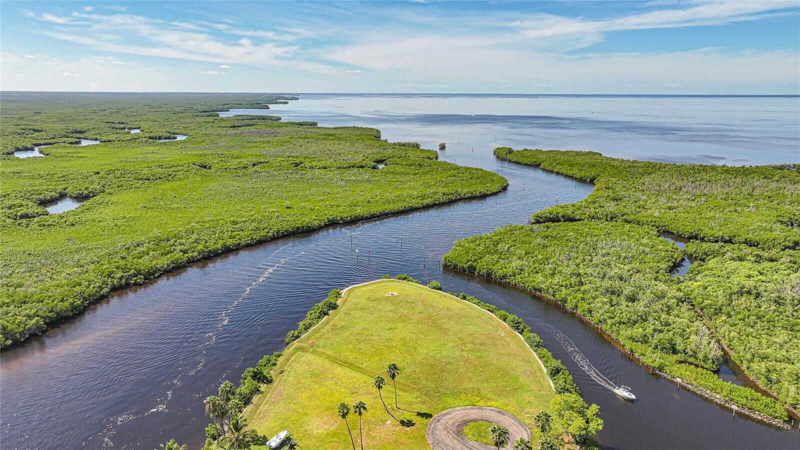 Property Photo:  5600 Sea Edge Drive  FL 33950 