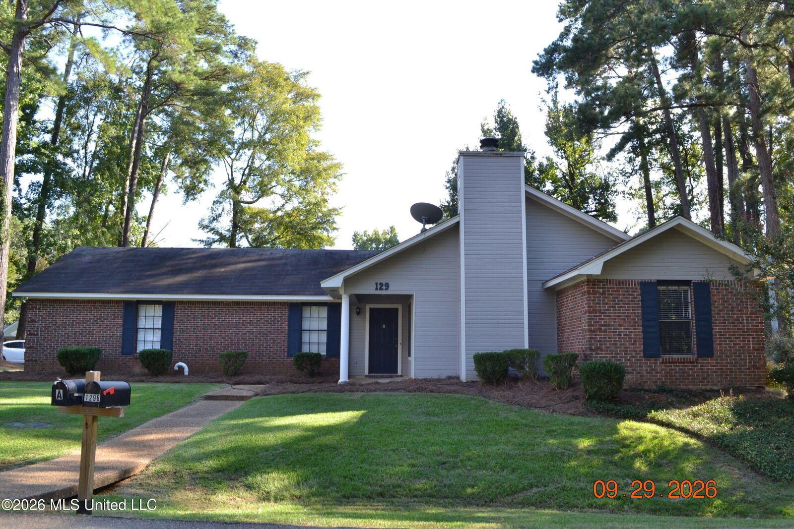 Property Photo: 129 Fairfax Circle MS 39047