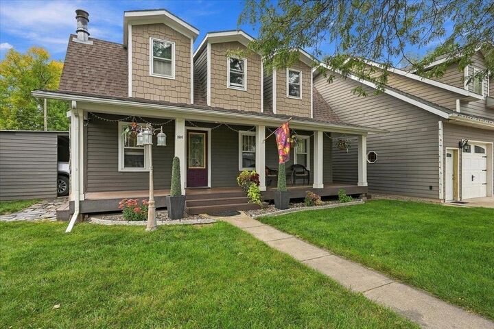 Property Photo: 1605 N 3rd Street SD 57783