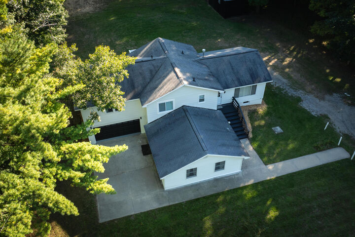 Property Photo: 1859 W Hansen Road MI 49454