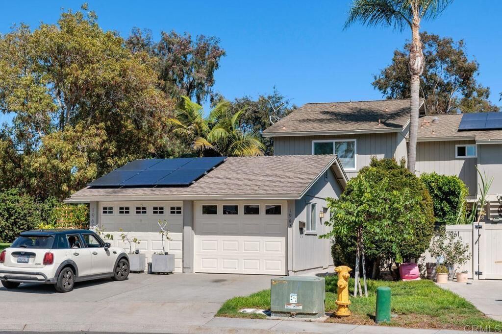 Property Photo: 1963 Misty Circle CA 92024