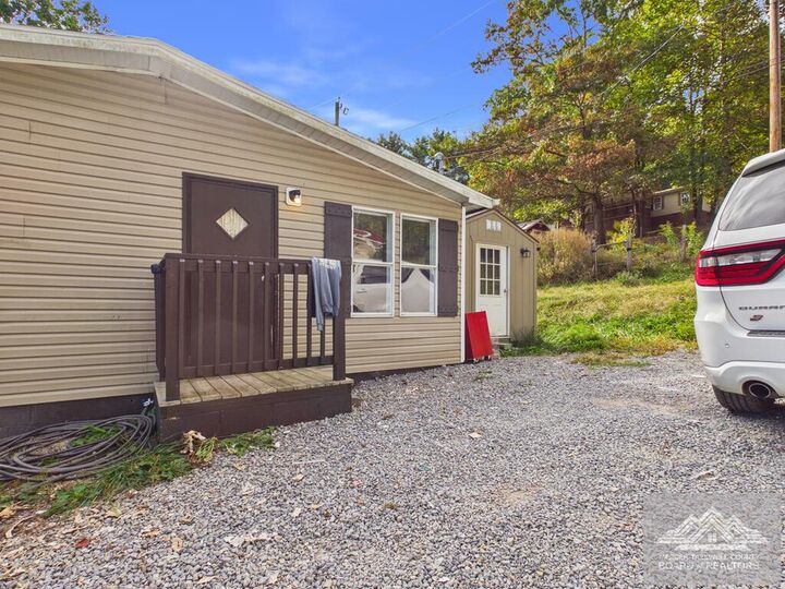 Property Photo: 137 Starlight Way WV 24701
