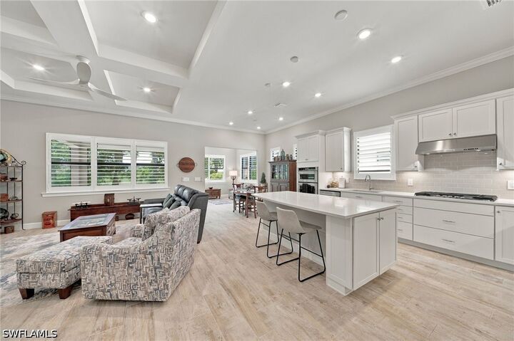 Property Photo:  9724 Everglades Drive  FL 34120 