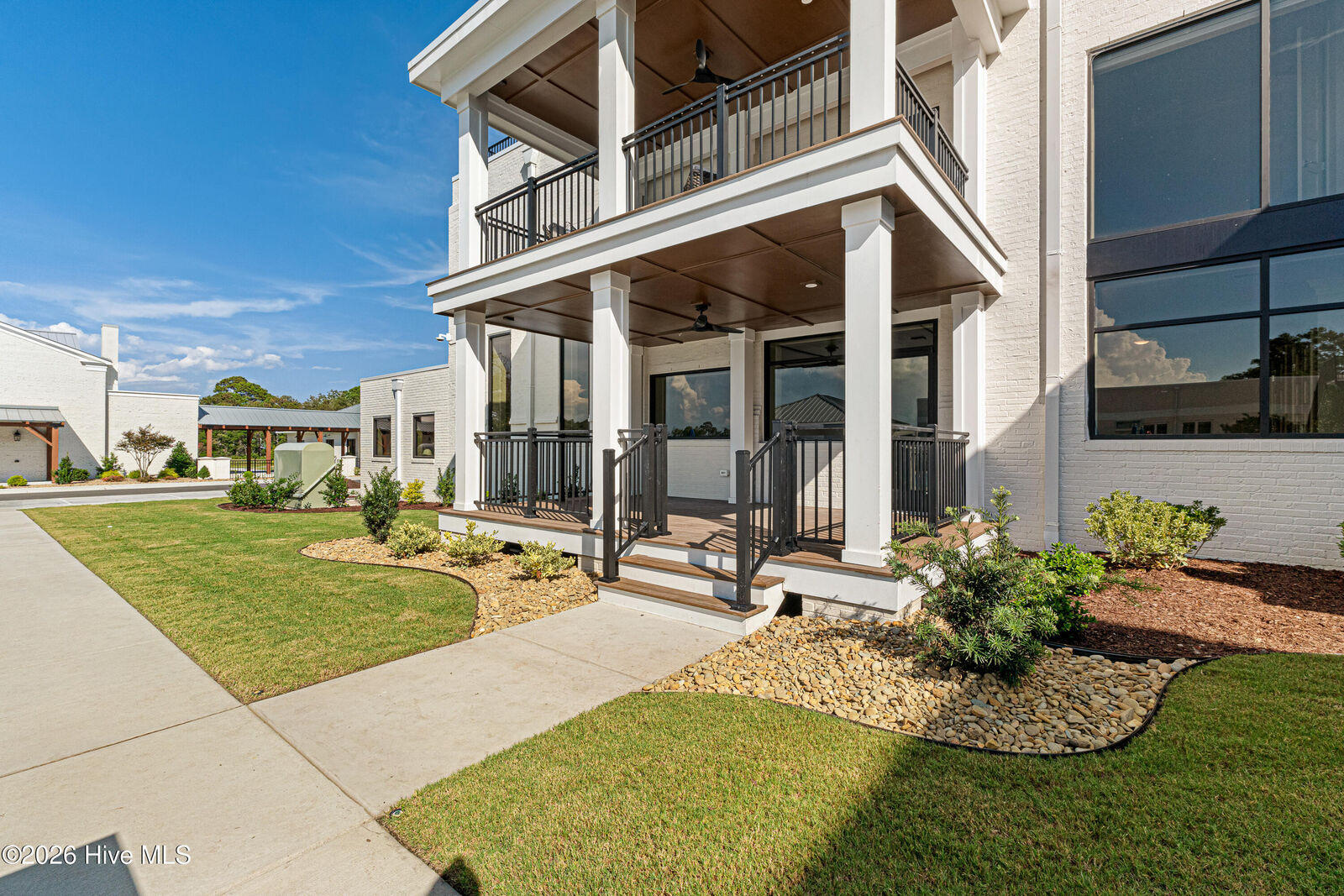 Property Photo:  805 Mulberry Street Unit 114  NC 28516 
