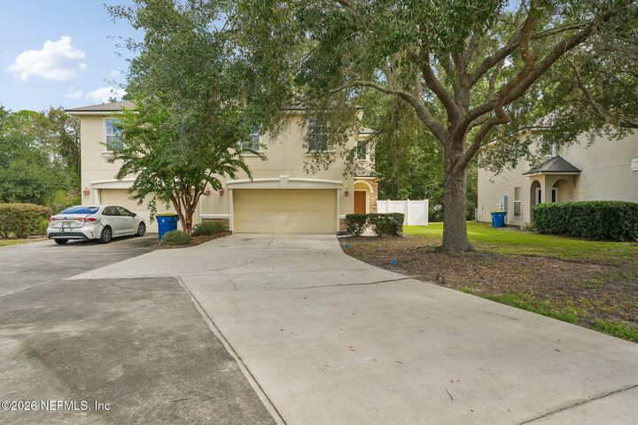 Property Photo: 12222 Sweet Branch Court FL 32218