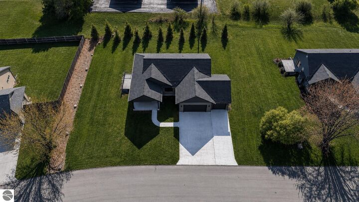 Property Photo: 4054 Center Farm Lane MI 49685