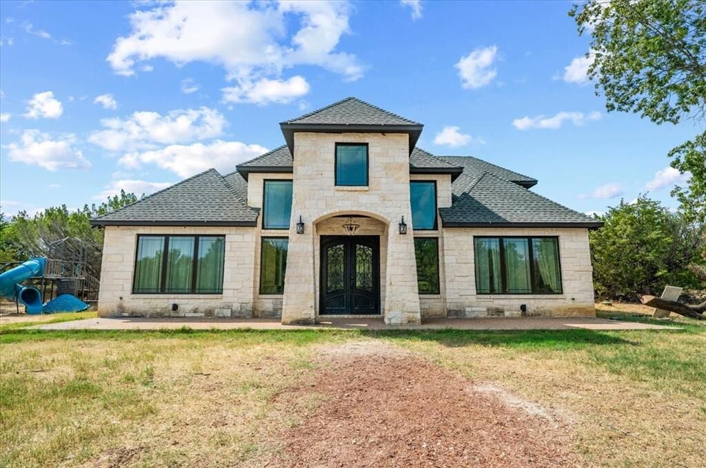 Property Photo:  4408 Veal Station Road  TX 76085 