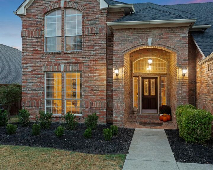 Property Photo: 2665 Woodside Drive TX 75077
