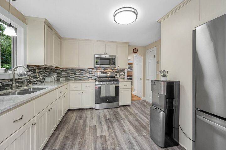 Property Photo:  137 Central St  MA 01864 