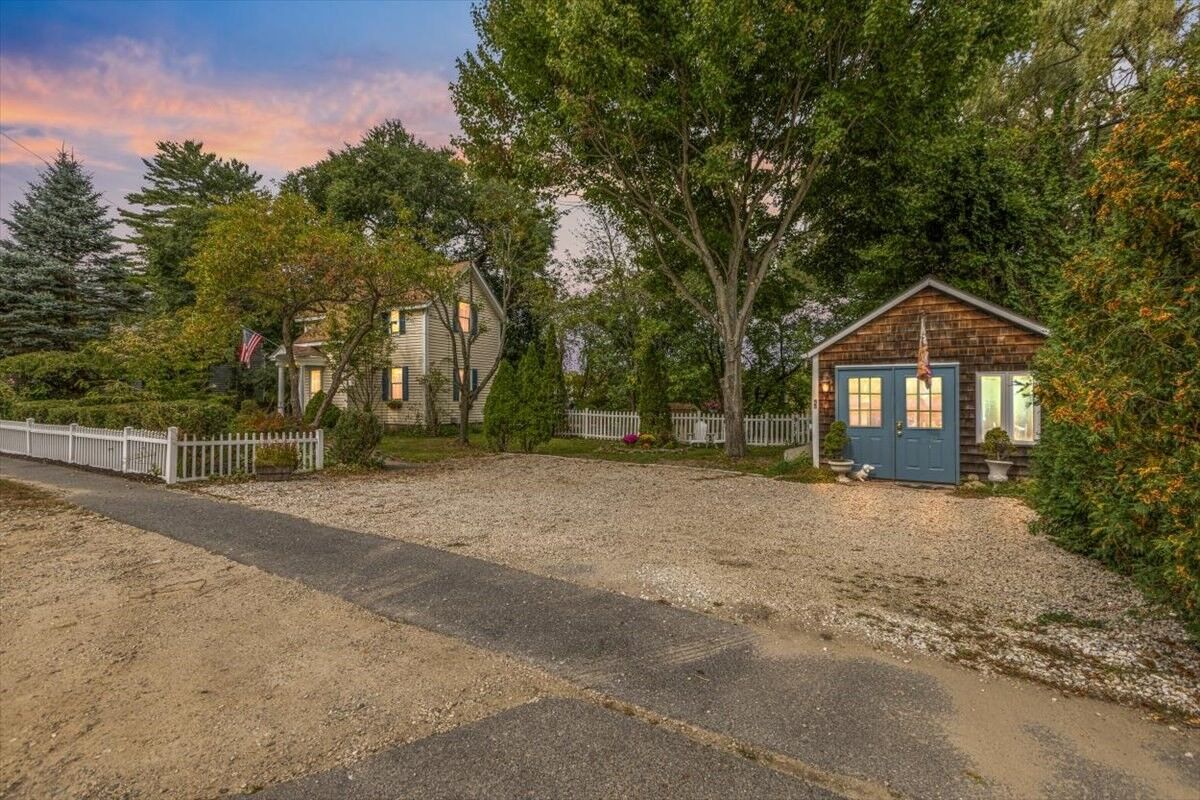 Property Photo:  55 Haverhill Rd.  MA 01913 