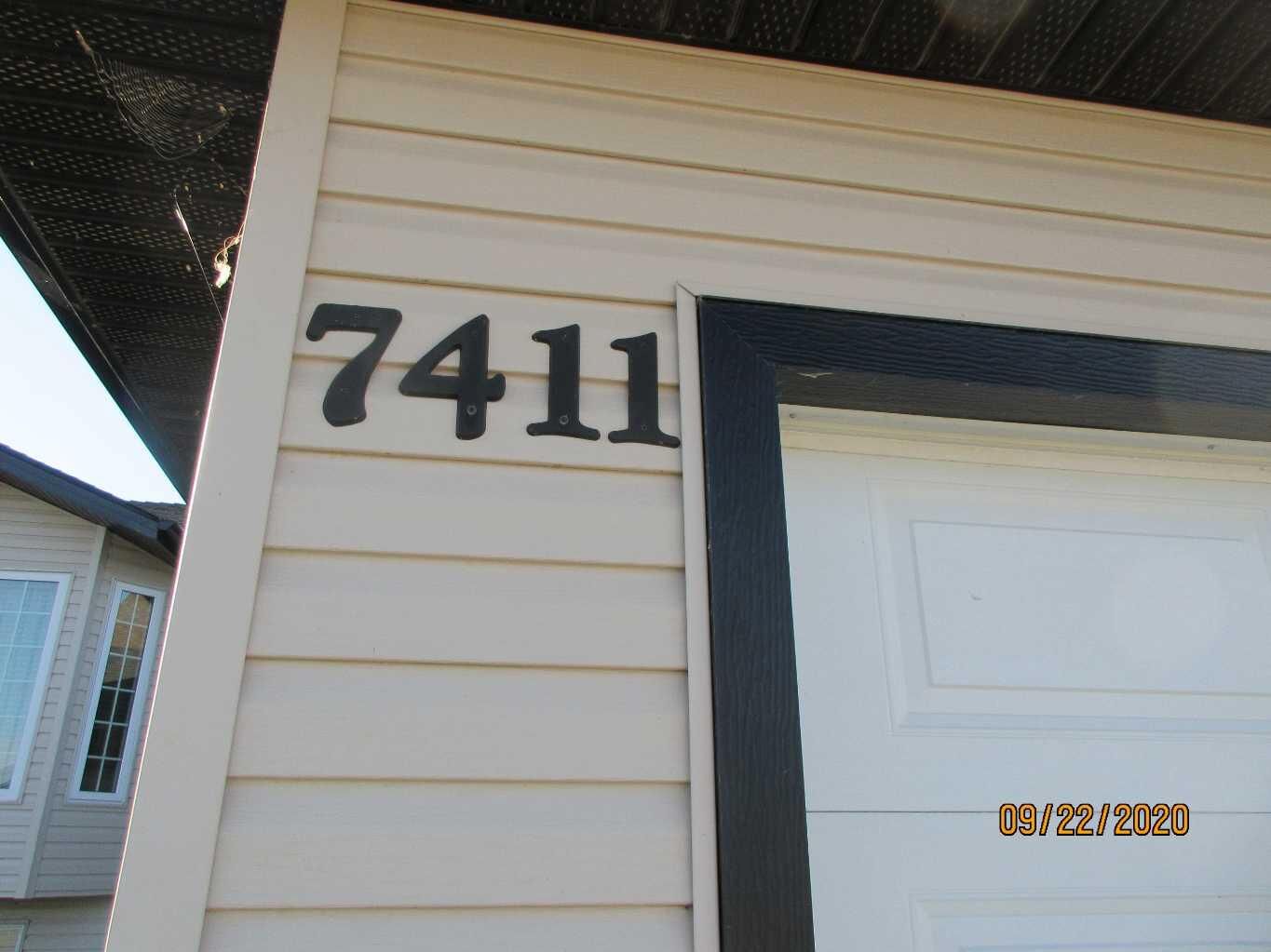 Property Photo:  7411 29 Street B  AB T9V 3N1 