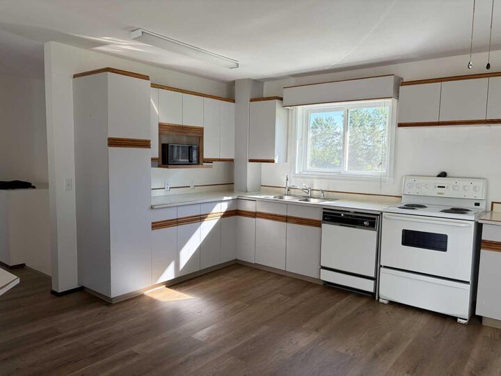 Property Photo: 805028 Range Road 10 AB T0H 0J0