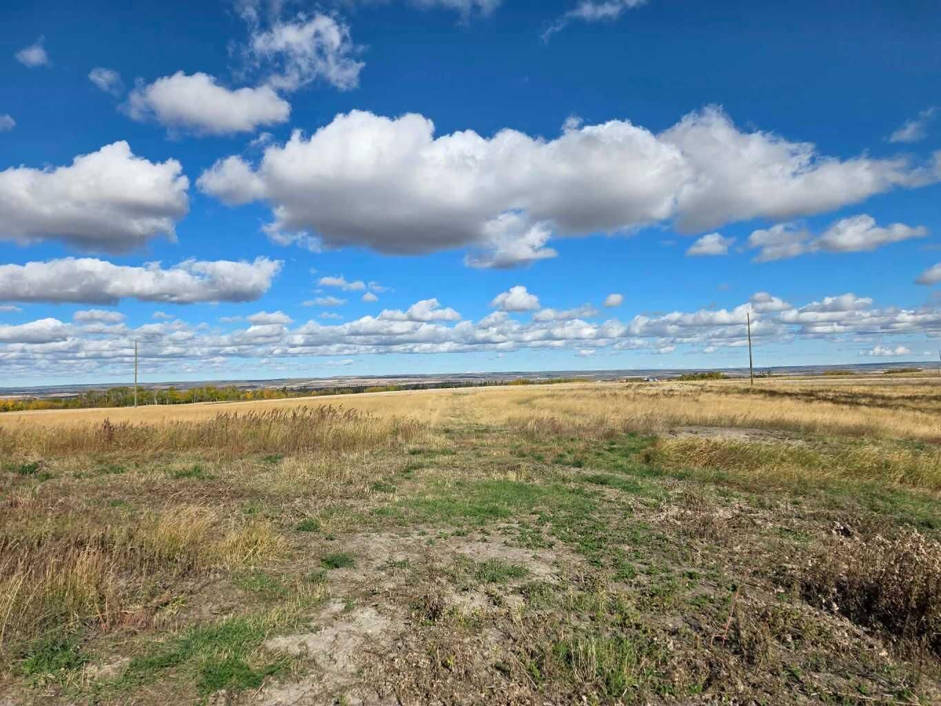 Property Photo: E-30-72-4 W6 AB T8X 4M3