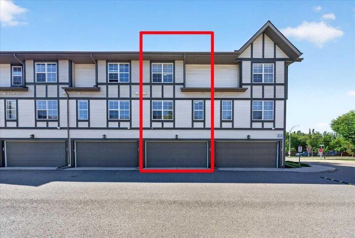 Property Photo:  38 Cranford Drive SE  AB T3M 0V9 