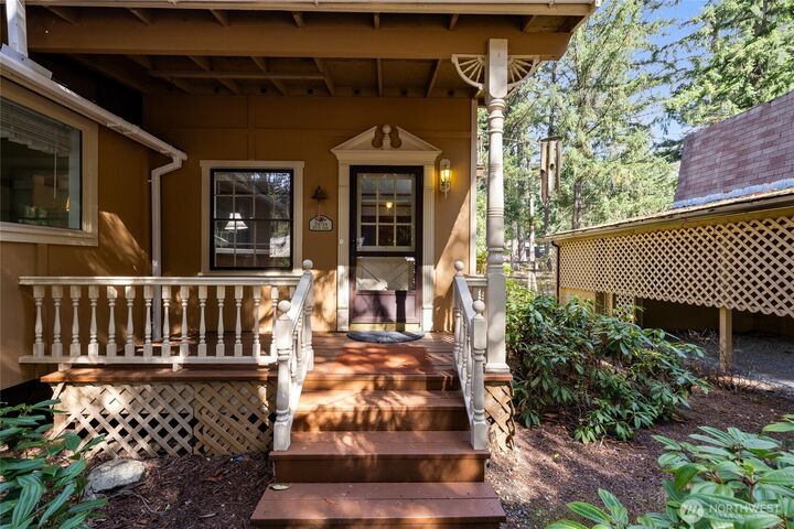 Property Photo:  34724  48th Avenue E  WA 98328 