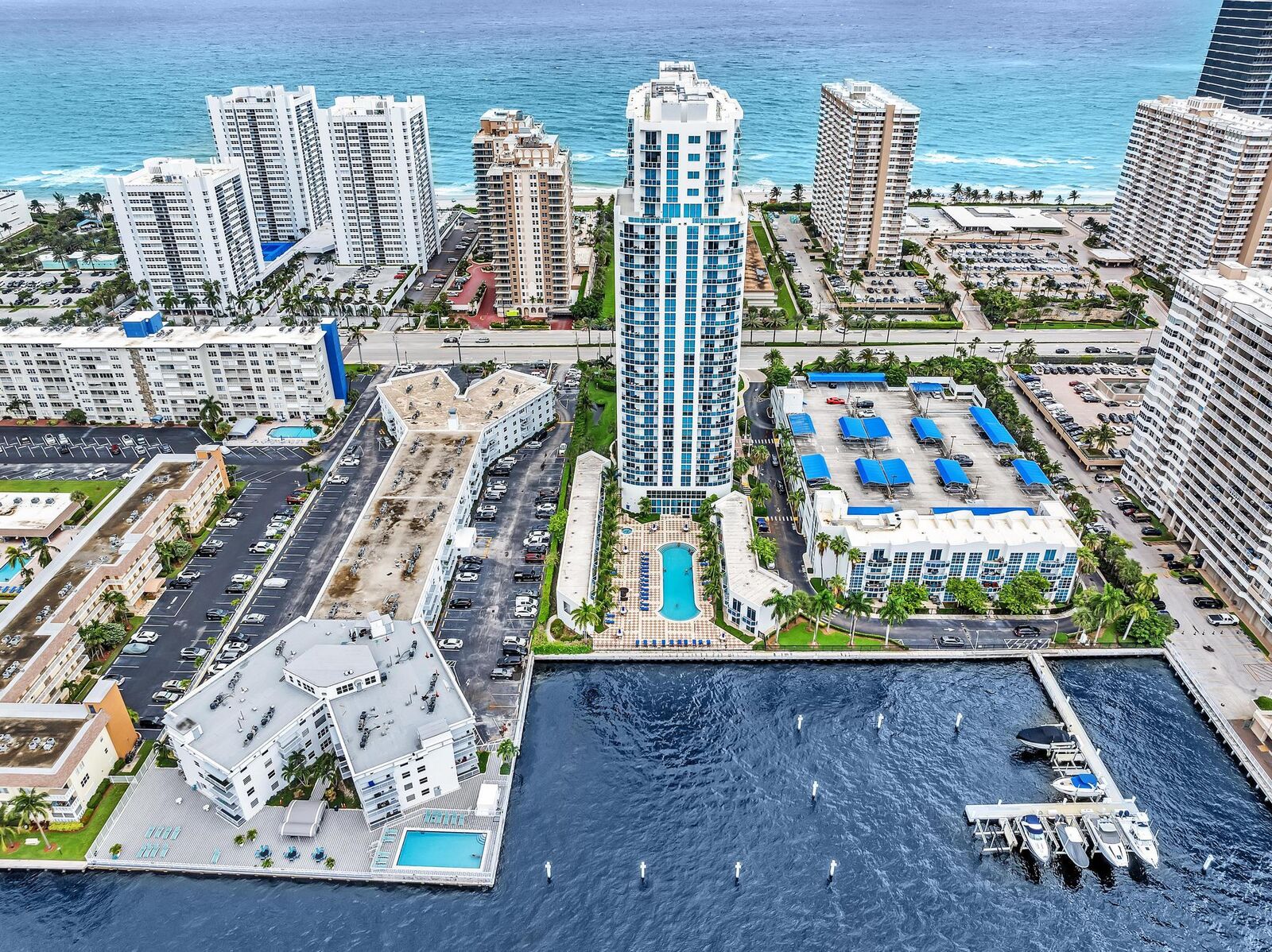 Property Photo:  1945 S Ocean Drive Unit 502  FL 33009 