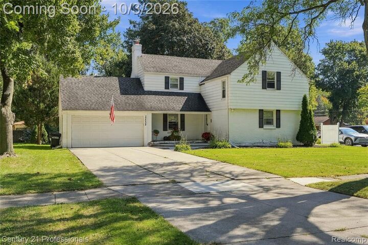 Property Photo:  27738 Lathrup Boulevard  MI 48076 