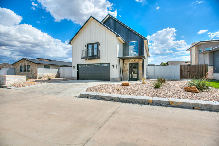 Property Photo: 4998 Silver Creek Pass TX 76904