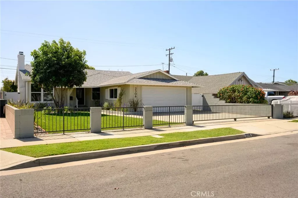 Property Photo: 2306 W 180th St CA 90504
