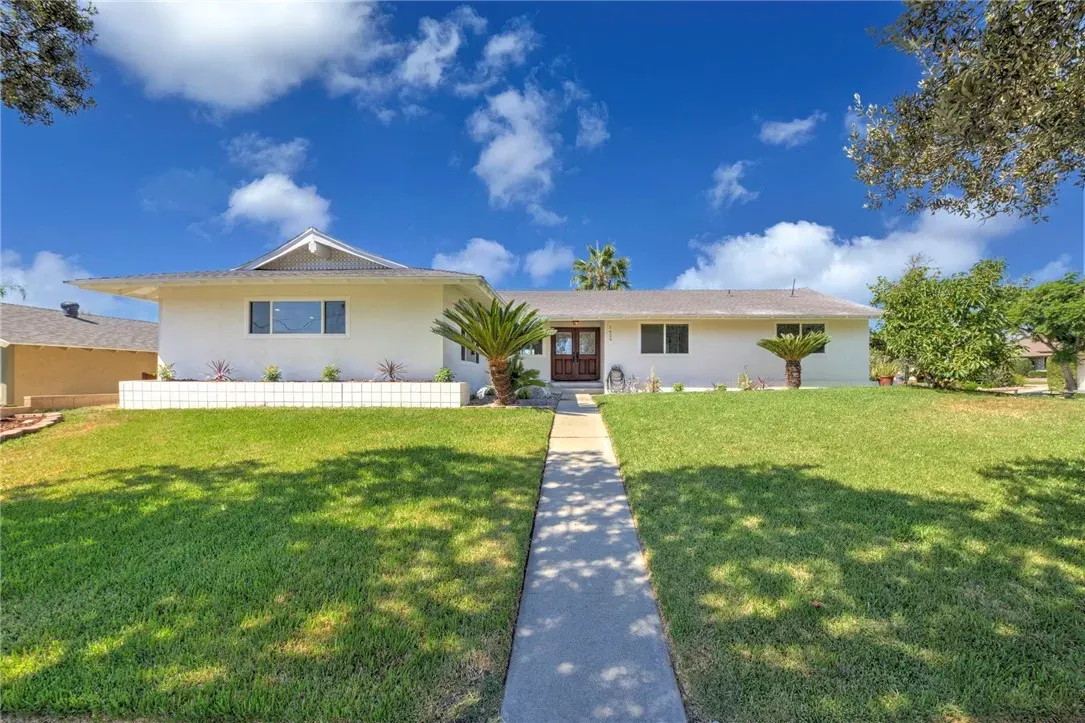 Property Photo:  1629 Sumner  CA 91711 