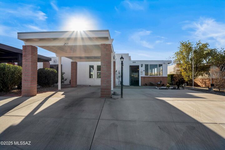 Property Photo:  255 N Paseo De Los Conquistadores  AZ 85614 
