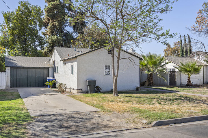 Property Photo: 515 Neville Street CA 93230