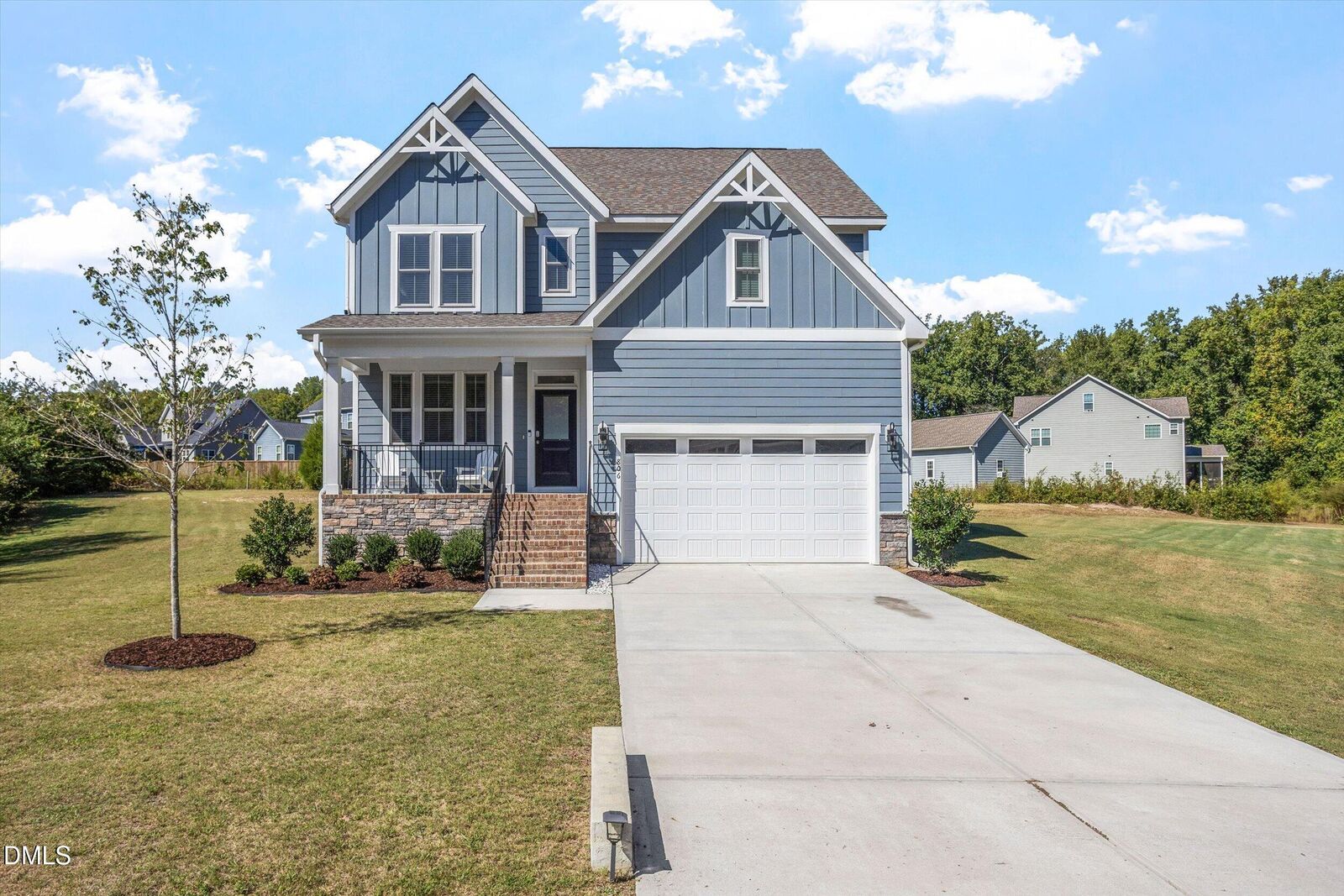 Property Photo:  806 Thomas Falls Court  NC 27526 