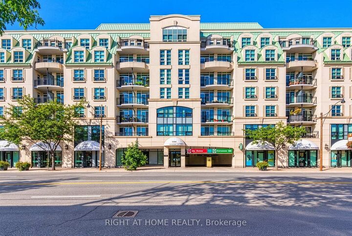 Property Photo:  650 Mount Pleasant Road 504  ON M4S 2N5 