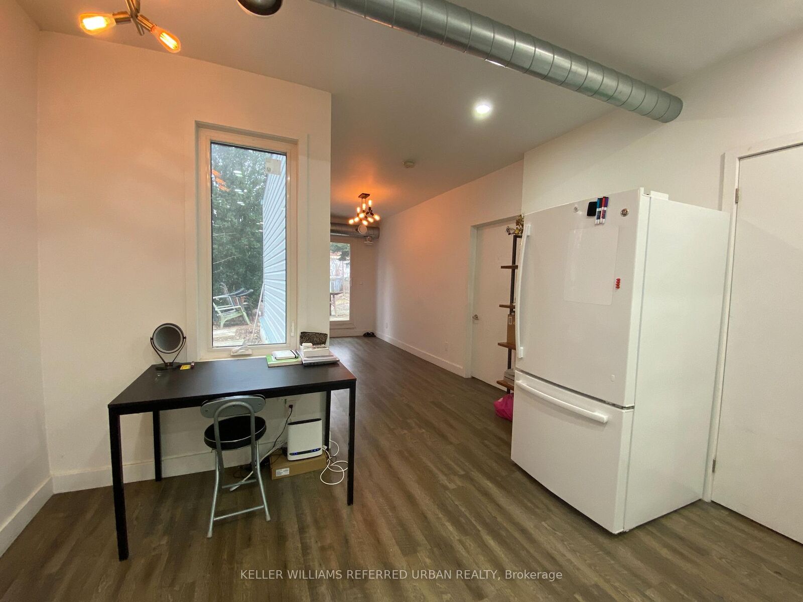 Property Photo:  344 Bartlett Avenue N Room 2  ON M6H 3G7 