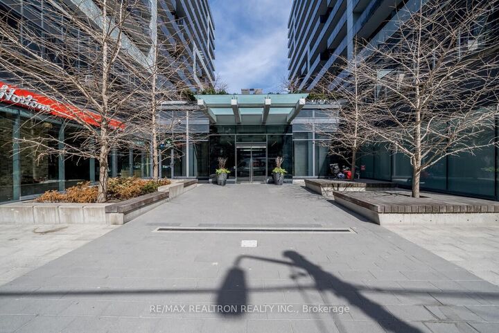 Property Photo:  1030 King Street W 1108  ON M6K 0B4 