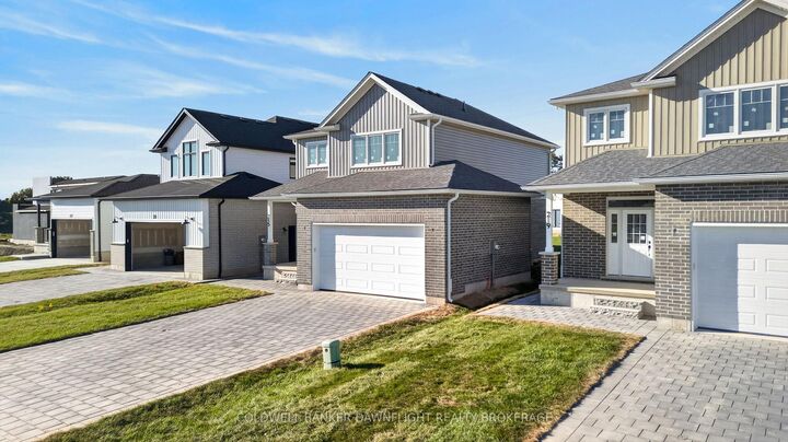 Property Photo:  215 Greene Street  ON N0M 1S3 