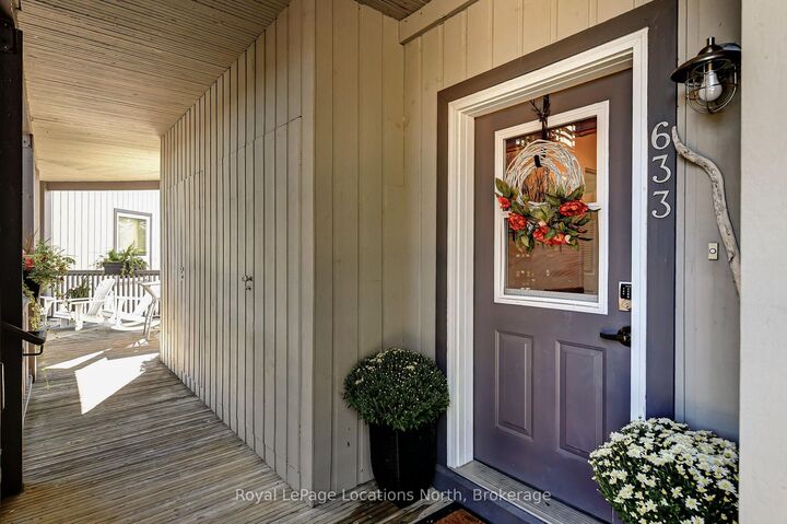 Property Photo: 633 Johnston Park Avenue 10 ON L9Y 5C7