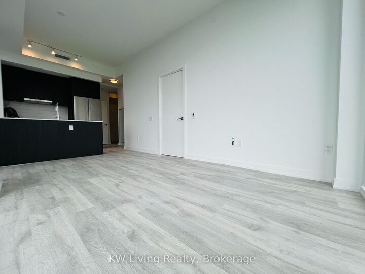 Property Photo:  7 Golden Lion Heights 3205  ON M2M 0C1 