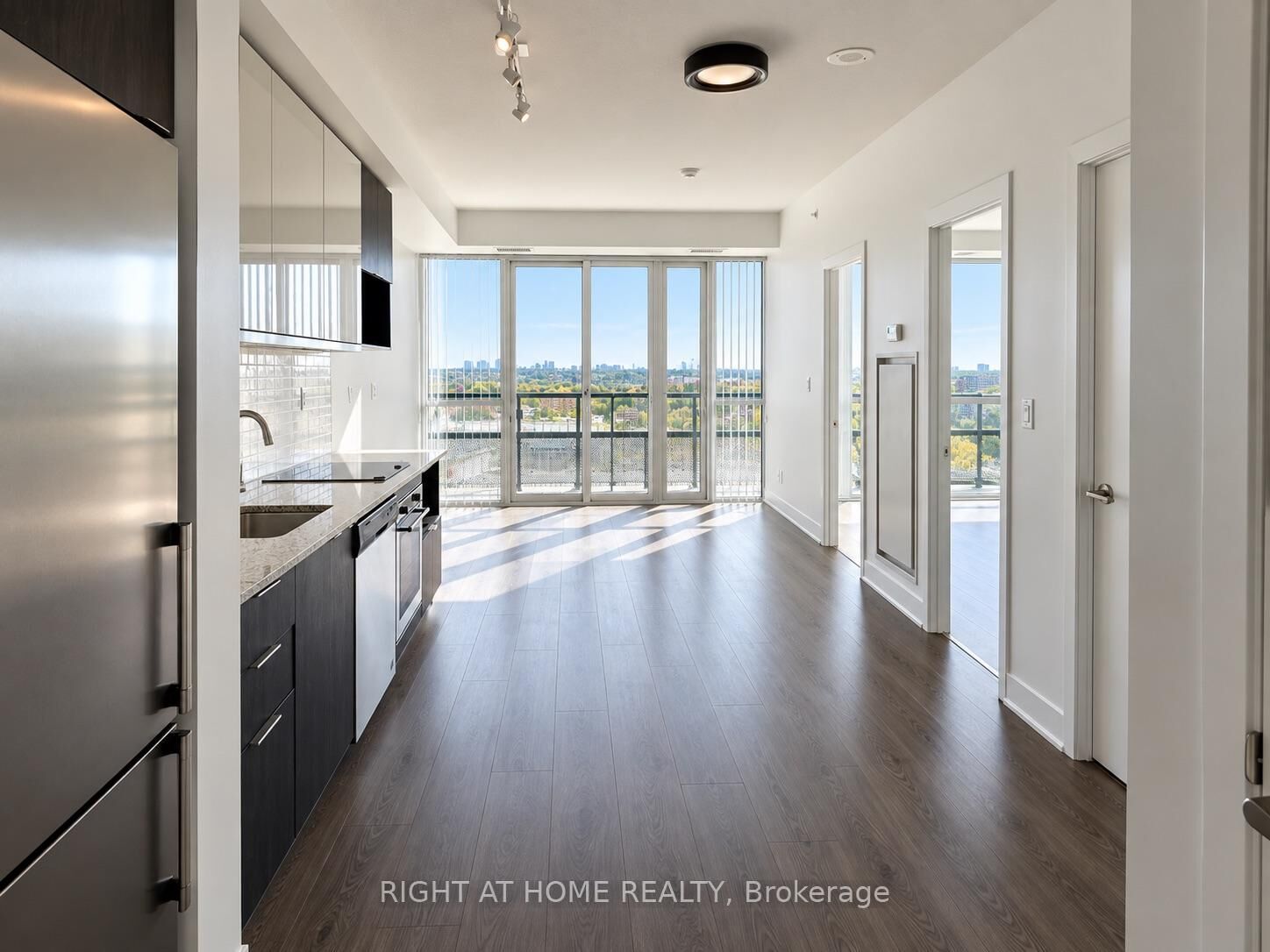Property Photo:  99 The Donway Way W #910  ON M3C 0N8 