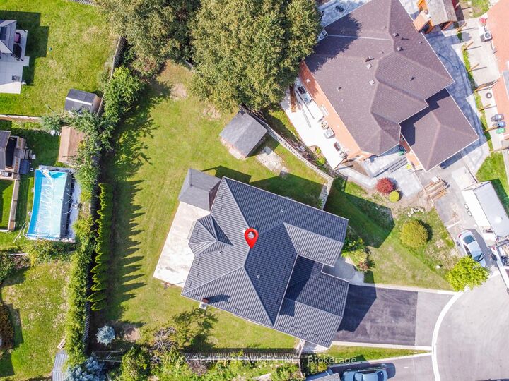 Property Photo:  10 St Mark Place  ON L6X 3W5 