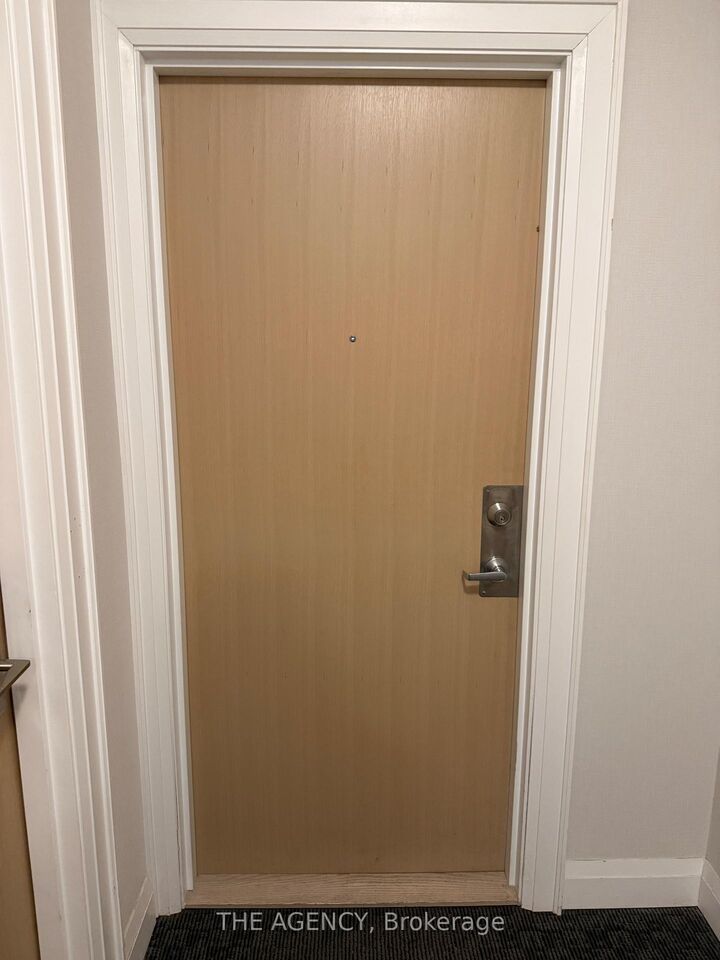 Property Photo:  16 McAdam Avenue 605  ON M6A 0B9 