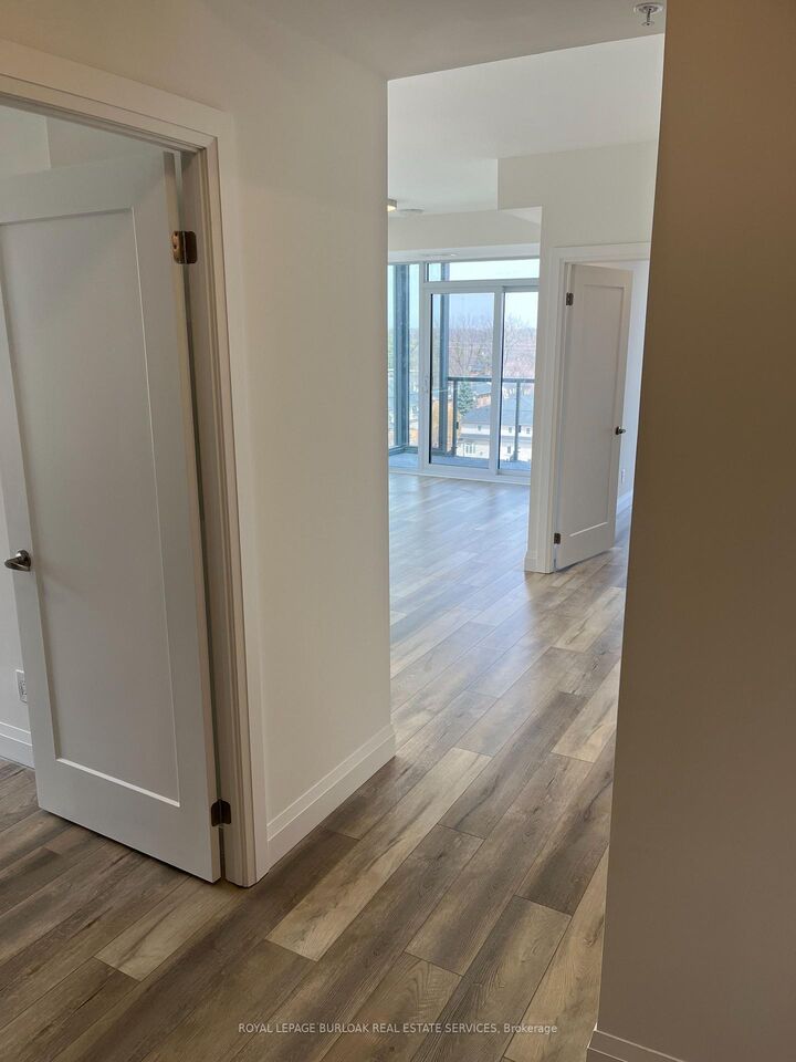 Property Photo:  500 Brock Avenue 703  ON L7S 0A5 