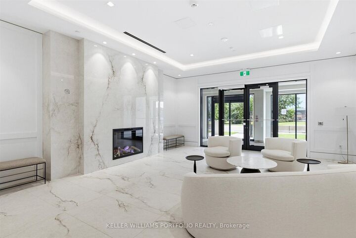 Property Photo:  4010 Eglinton Avenue W 2009  ON M9A 0G5 
