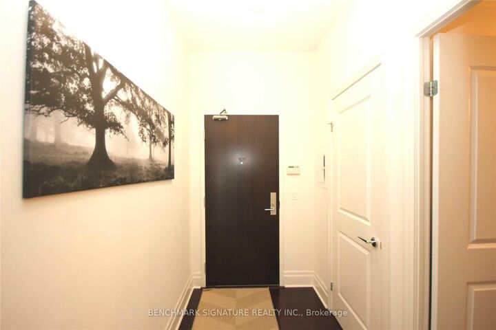 Property Photo:  57 Upper Duke Crescent 110  ON L6G 0B8 
