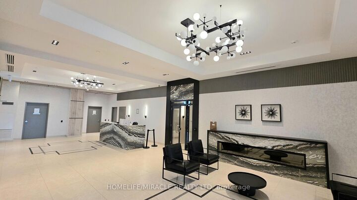Property Photo:  15 Watergarden Drive 3302  ON L5R 0H4 