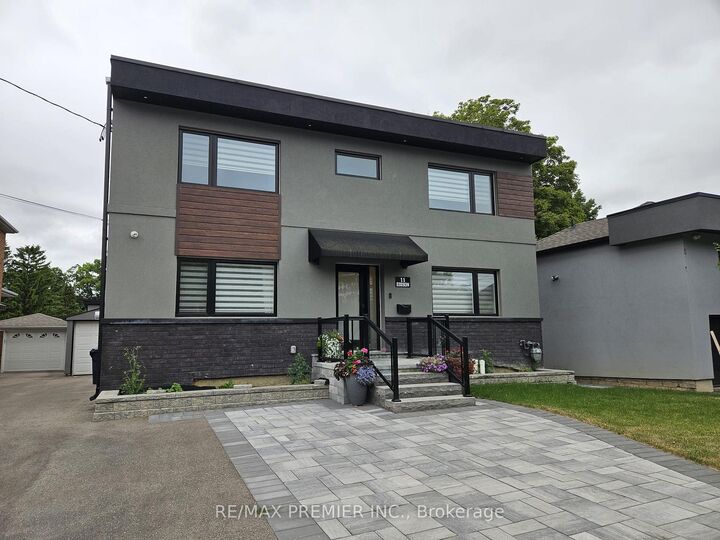 Property Photo: 11 Edison Circle ON M6L 2L3