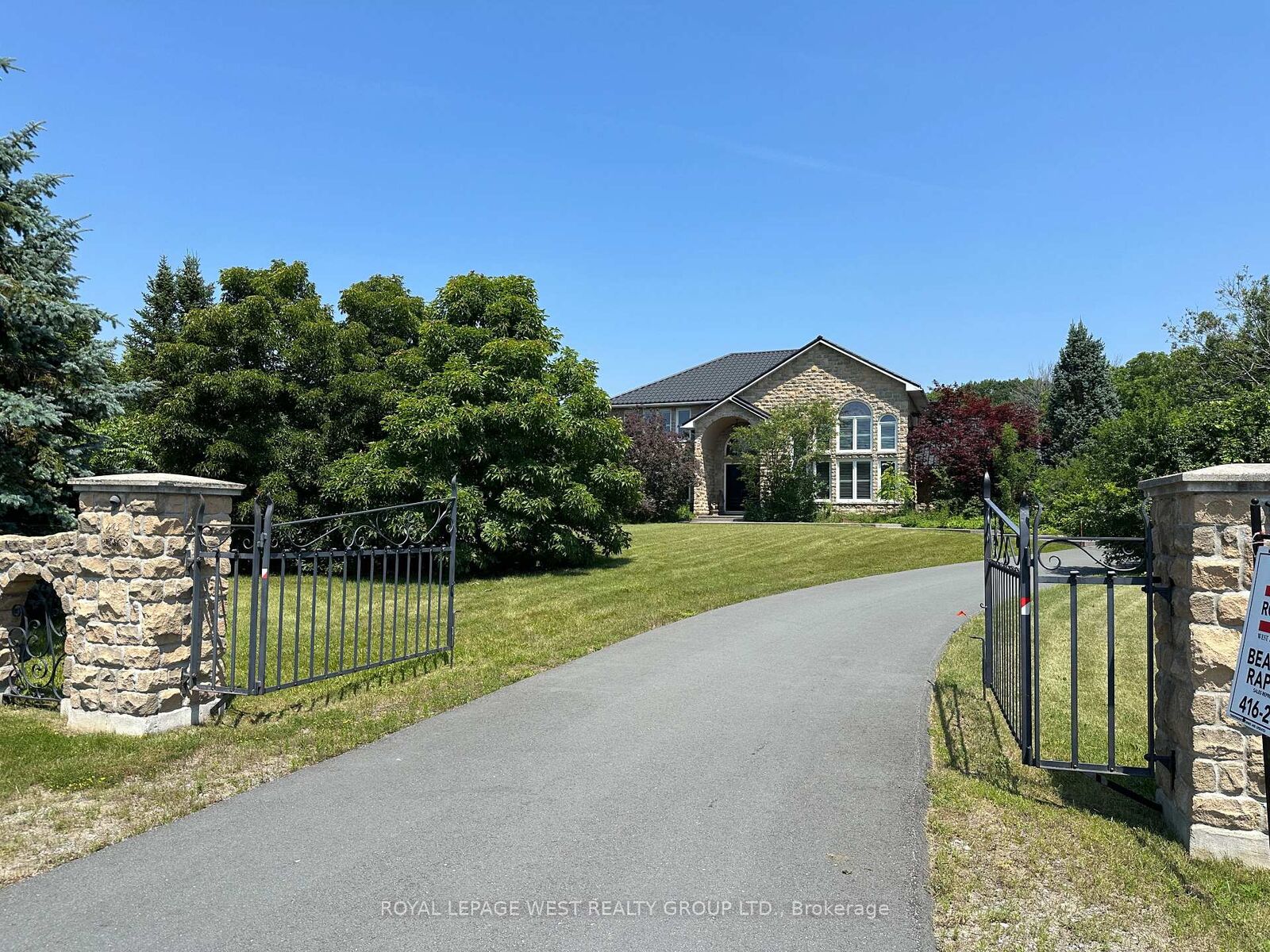 Property Photo:  107 Nawautin Drive S  ON K0K 2G0 