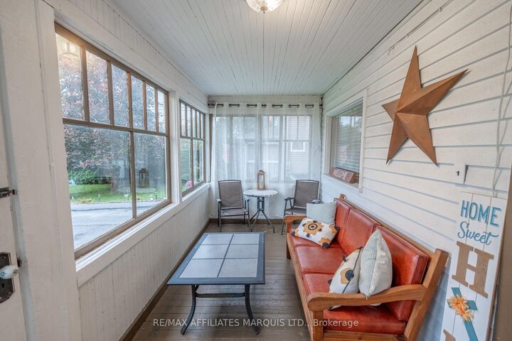 Property Photo:  311 Fourth Street W  ON K6J 2S3 