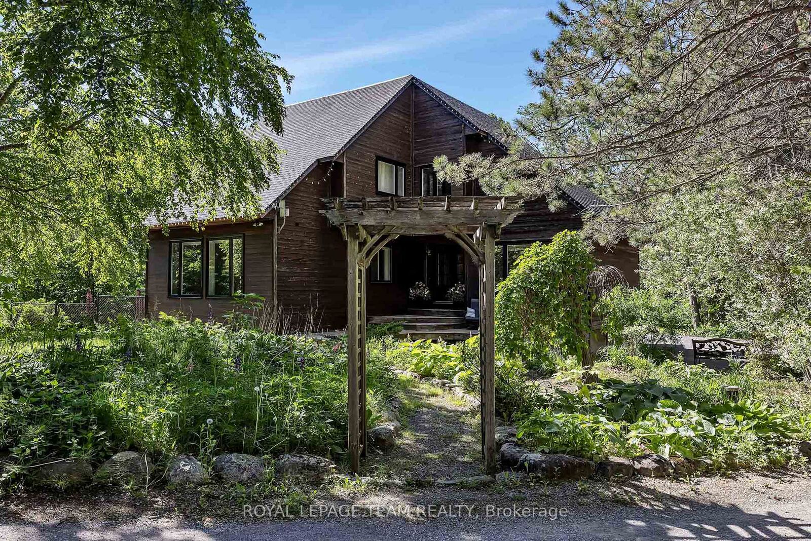 Property Photo:  104 Sol Lane  ON K0A 3M0 