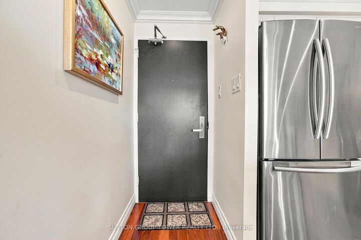 Property Photo: 35 Ormskirk Avenue 319 ON M6S 1A8